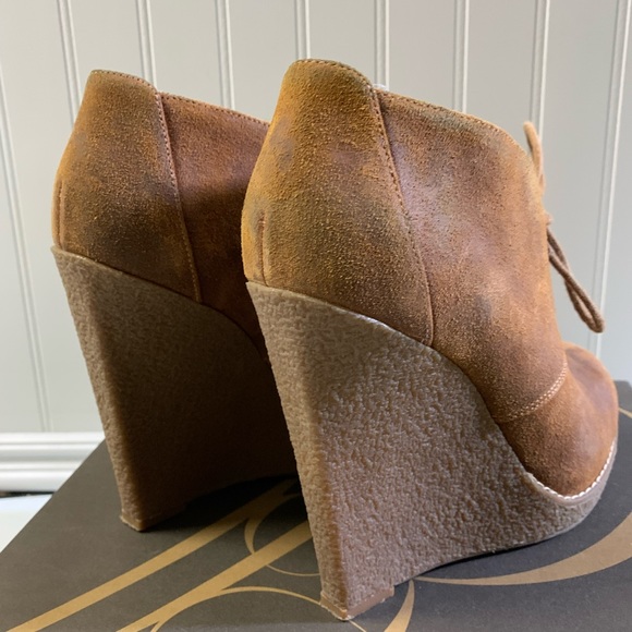 Enzo Angiolini lace up wedge booties - Picture 2 of 7